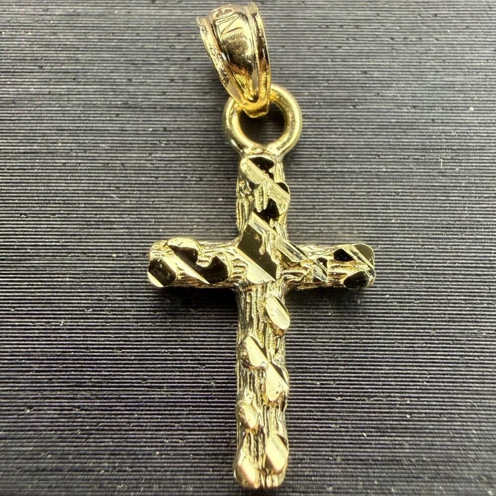 Solid 10k Italian Yellow Gold Nugget Cross Pendant .8" Tall .4" Wide - Picture 2 of 7